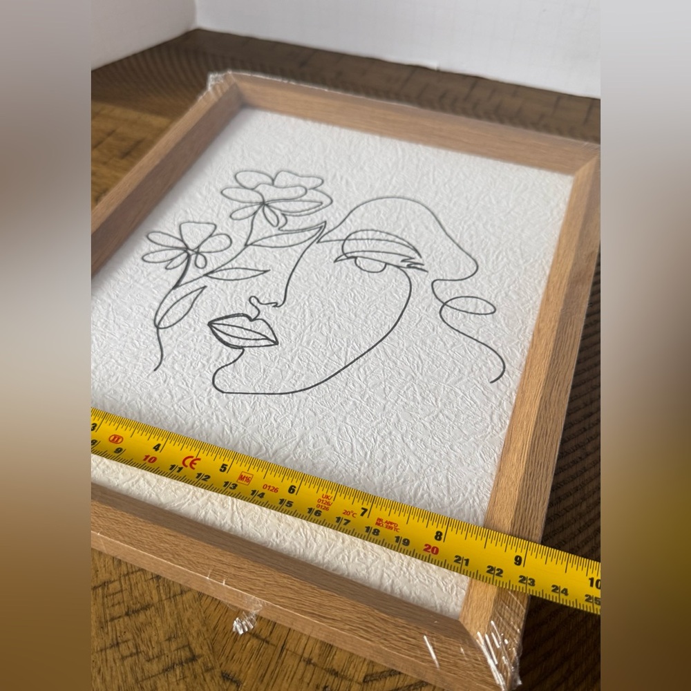 Bundle Set (2) - Minimalist Line Art - Woman Flowers Butterfly- Art Decor - Picture 3 of 11